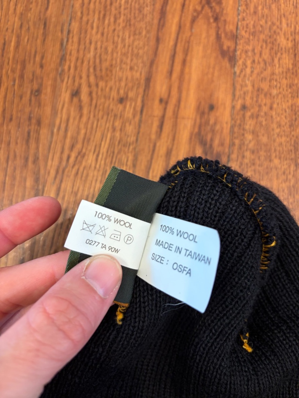 Timberland Black Ribbed Wool Beanie - Picture 4 of 5